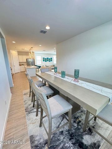1618 W MONTE Way, Phoenix, AZ 85041