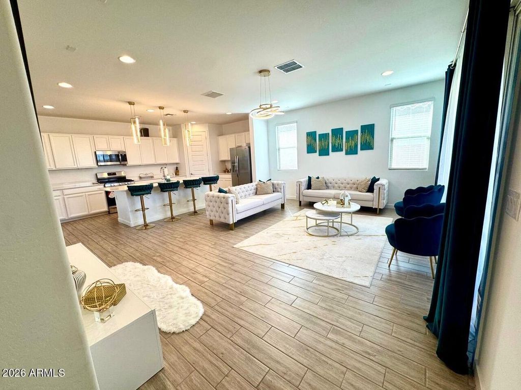 1618 W MONTE Way, Phoenix, AZ 85041 — photo 3