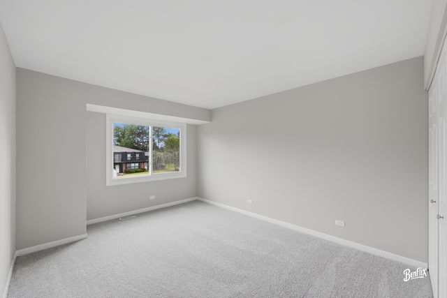 888 Swan Boulevard, Deerfield, IL 60015
