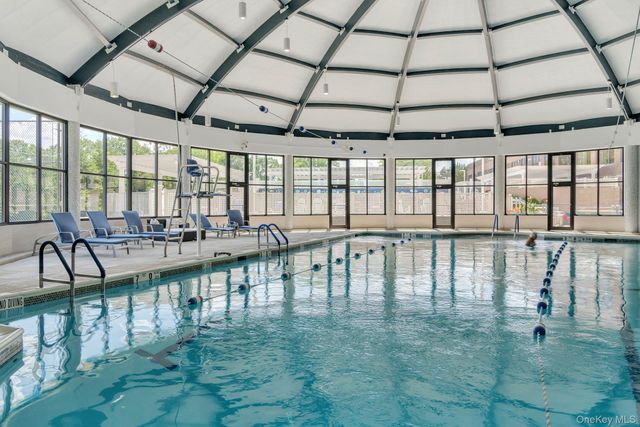 27110 Grand Central Parkway 17L, Floral Park, NY 11005