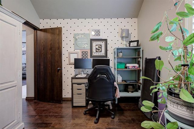106 Southpointe Avenue, Tuttle, OK 73089