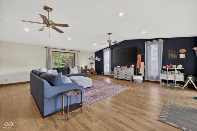 1315 W Dittemore Road, Gosport, IN 47433