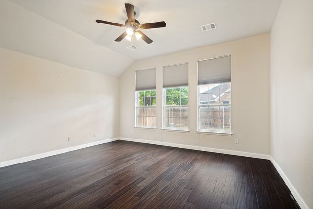 302 Village Trail, Trophy Club, TX 76262