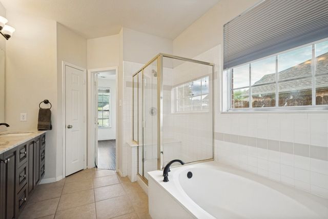 302 Village Trail, Trophy Club, TX 76262