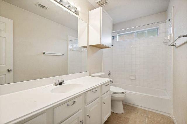 302 Village Trail, Trophy Club, TX 76262
