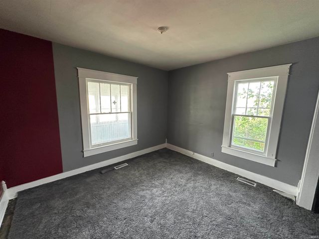 1320 Q STREET, Bedford, IN 47421