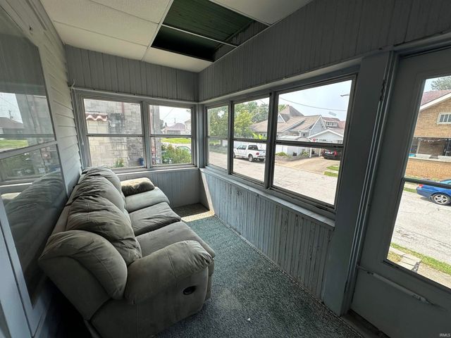 1320 Q STREET, Bedford, IN 47421