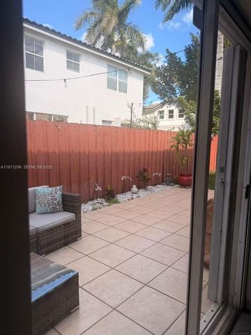 10863 NW 53 LN, Doral, FL 33178