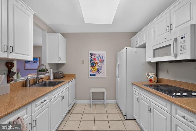 2234 WINDROW DR, Princeton, NJ 08540