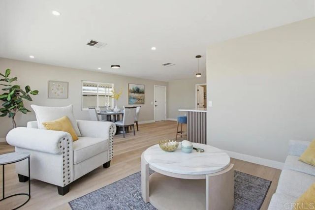 68 Brookside, Oceanside, CA 92056