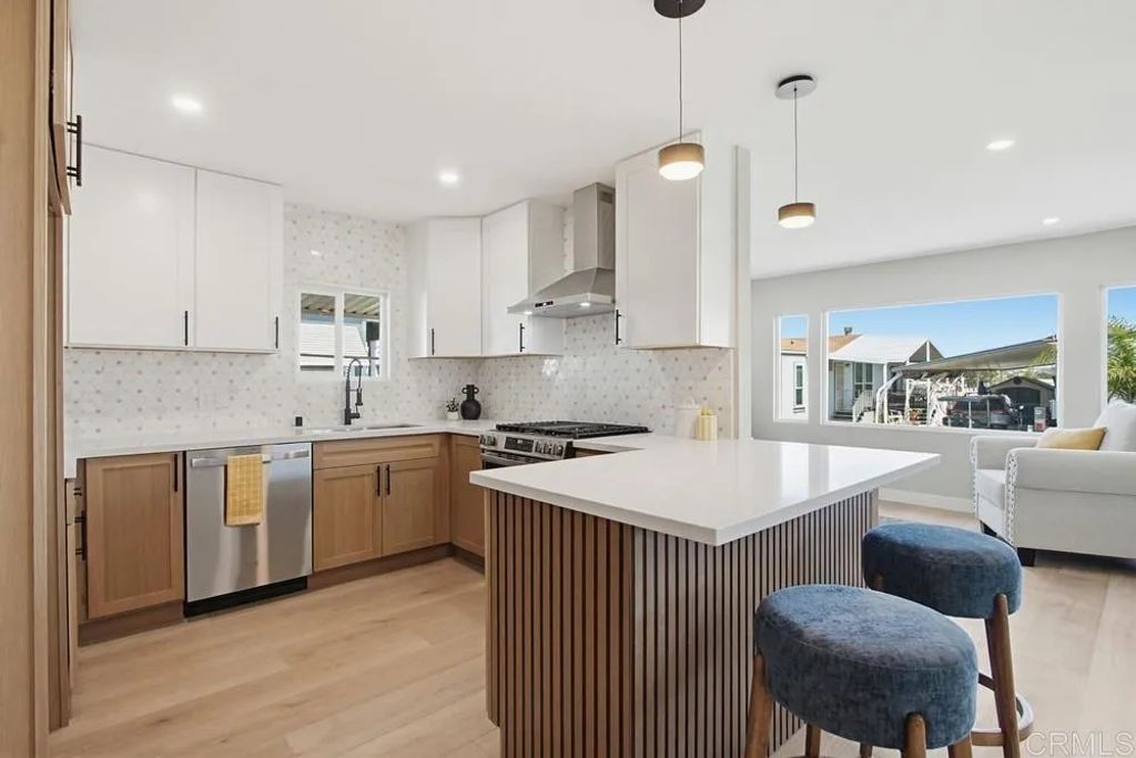 68 Brookside, Oceanside, CA 92056