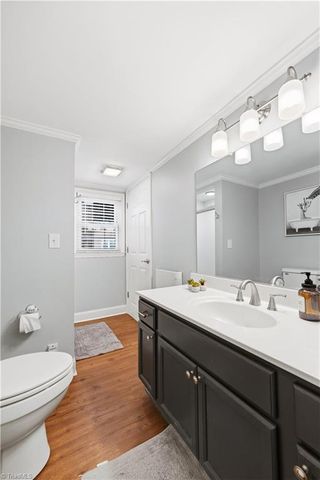 1220 Abingdon Way, Winston-salem, NC 27106
