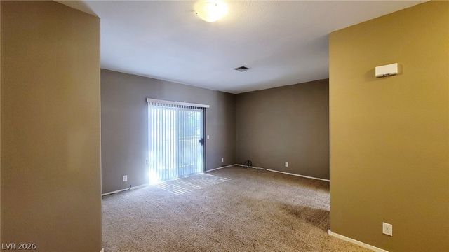 1900 North Torrey Pines Drive 203, Las Vegas, NV 89108