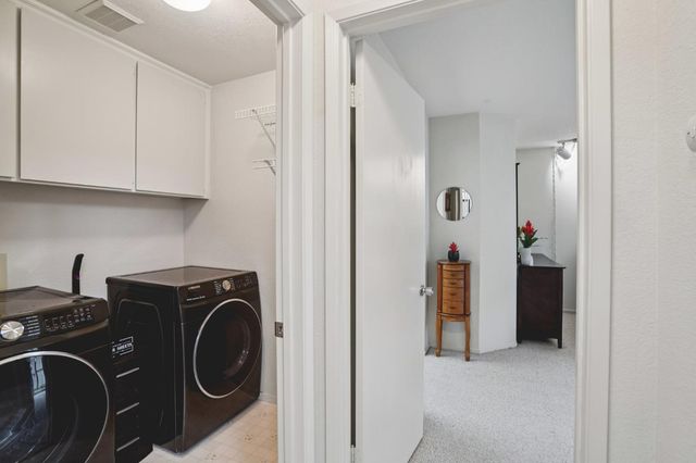 321 Baird Dr, Folsom, CA 95630