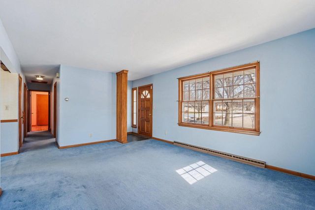 5215 Morningside DRIVE, Greendale, WI 53129