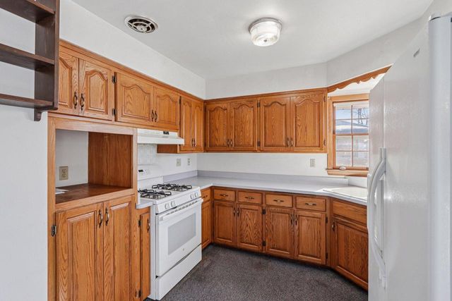 5215 Morningside DRIVE, Greendale, WI 53129