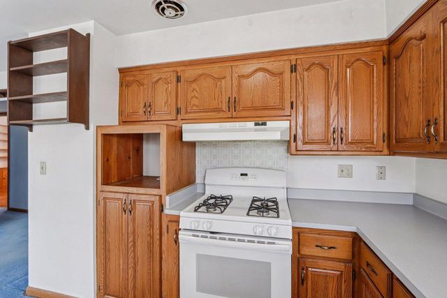 5215 Morningside DRIVE, Greendale, WI 53129