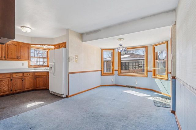 5215 Morningside DRIVE, Greendale, WI 53129