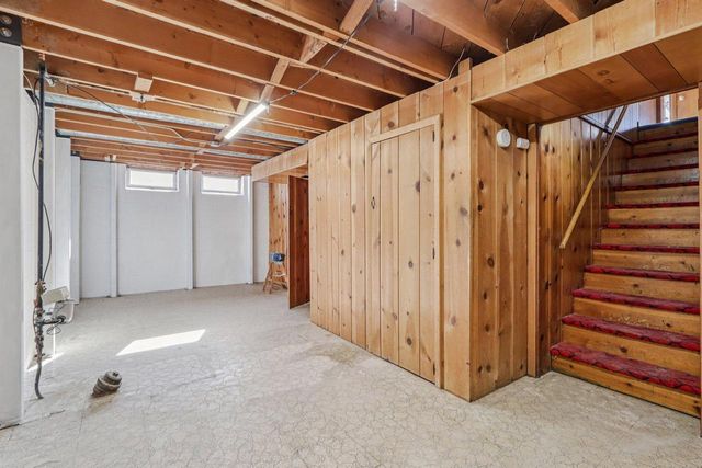 5215 Morningside DRIVE, Greendale, WI 53129