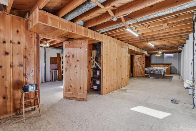 5215 Morningside DRIVE, Greendale, WI 53129