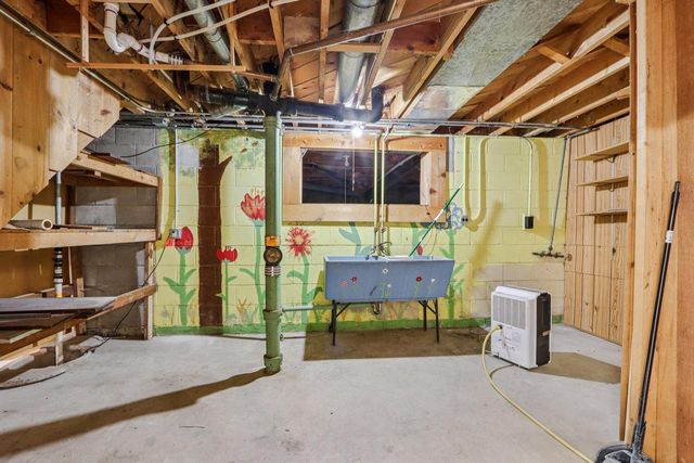 5215 Morningside DRIVE, Greendale, WI 53129