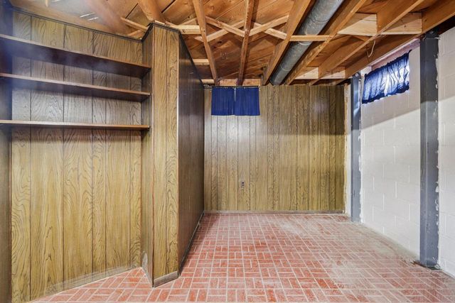 5215 Morningside DRIVE, Greendale, WI 53129