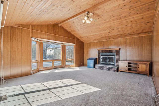 5215 Morningside DRIVE, Greendale, WI 53129