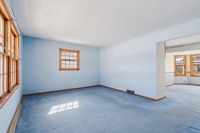 5215 Morningside DRIVE, Greendale, WI 53129