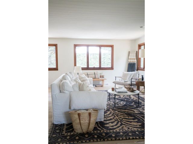 30776 Burland Rd, Golden, CO 80403