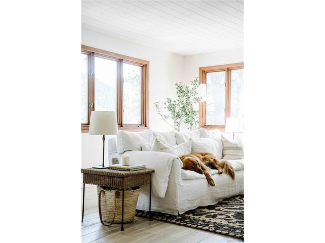 30776 Burland Rd, Golden, CO 80403
