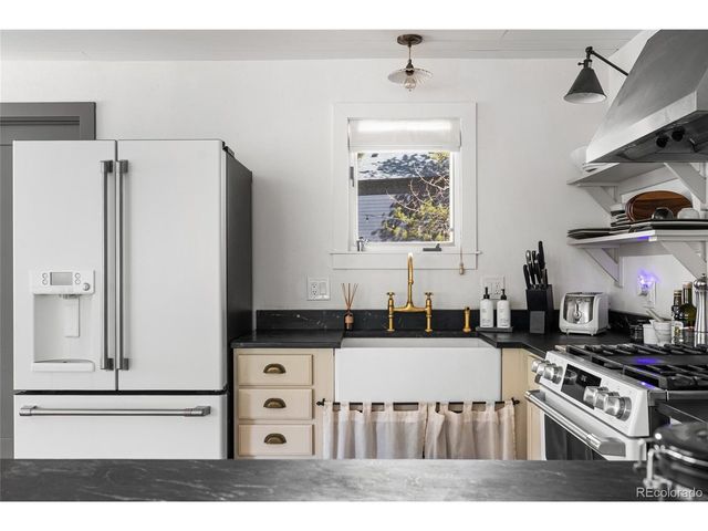 30776 Burland Rd, Golden, CO 80403