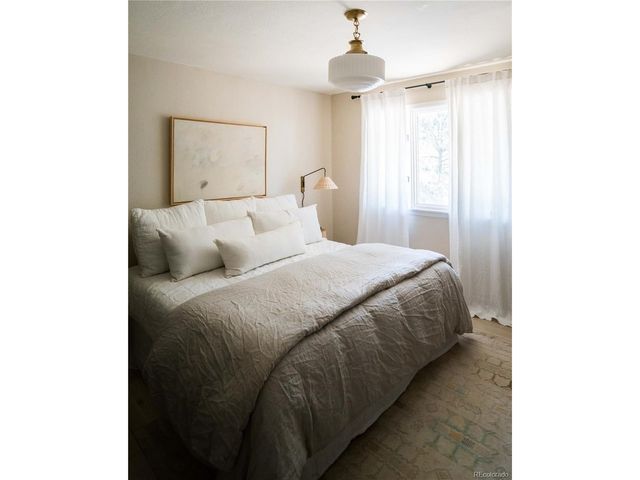 30776 Burland Rd, Golden, CO 80403