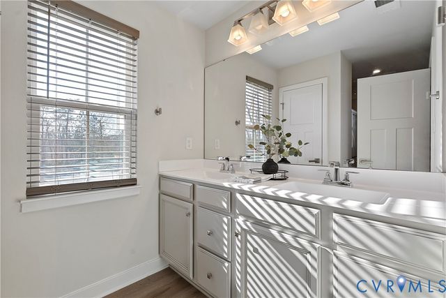 4121 Jefferson Ridge Dr, Midlothian, VA 23112