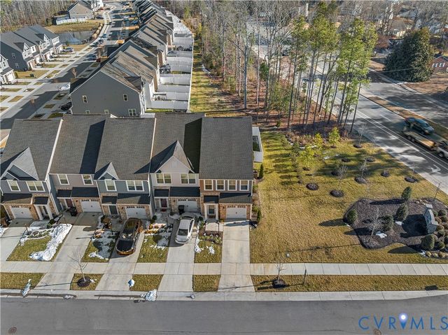 4121 Jefferson Ridge Dr, Midlothian, VA 23112