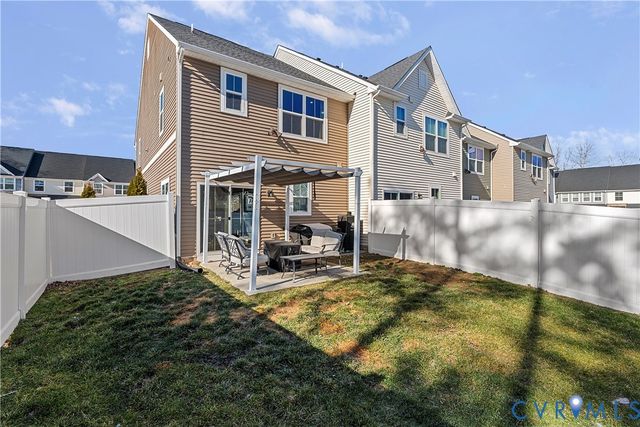 4121 Jefferson Ridge Dr, Midlothian, VA 23112