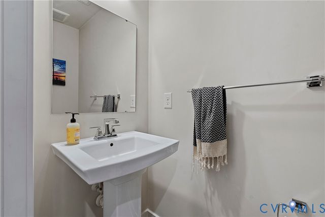 4121 Jefferson Ridge Dr, Midlothian, VA 23112