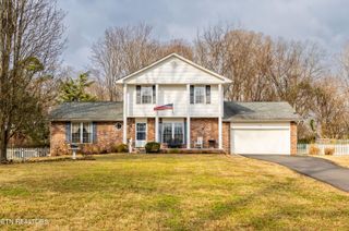 613 Royal Way Lane, Knoxville, TN 37934