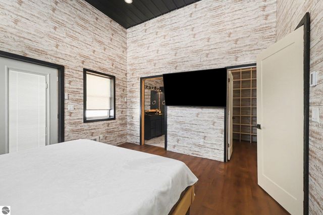 8923 SE Torch Lake Drive, Alden, MI 49612