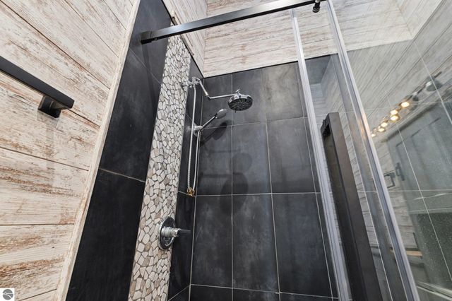 8923 SE Torch Lake Drive, Alden, MI 49612