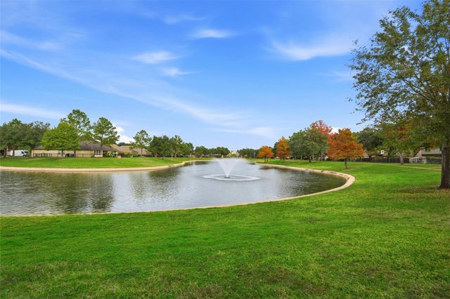 17706 Windsor Grove Lane, Houston, TX 77084