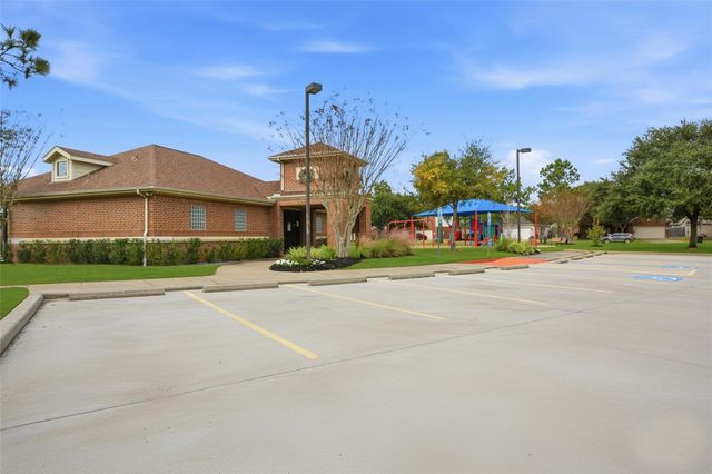 17706 Windsor Grove Lane, Houston, TX 77084