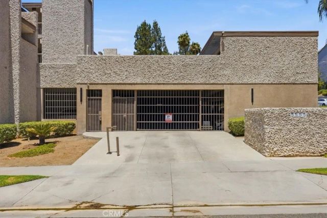 5555 Canyon Crest 2F, Riverside, CA 92507