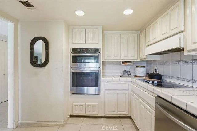 5555 Canyon Crest 2F, Riverside, CA 92507