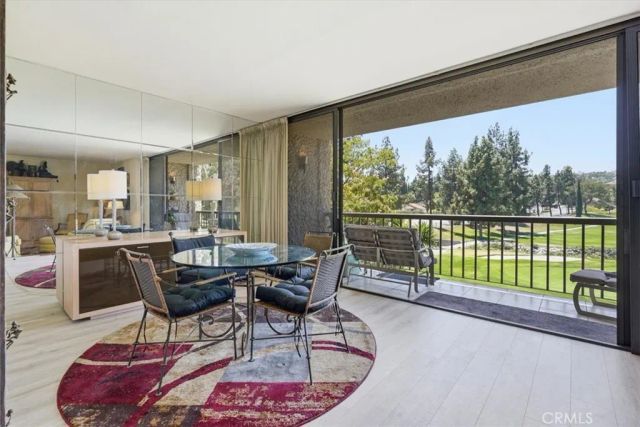 5555 Canyon Crest 2F, Riverside, CA 92507