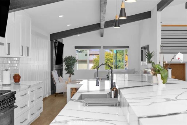 17451 Avalon, Huntington Beach, CA 92647