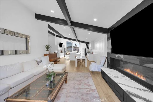 17451 Avalon, Huntington Beach, CA 92647