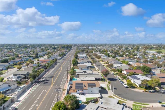 17451 Avalon, Huntington Beach, CA 92647
