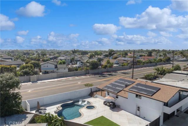 17451 Avalon, Huntington Beach, CA 92647