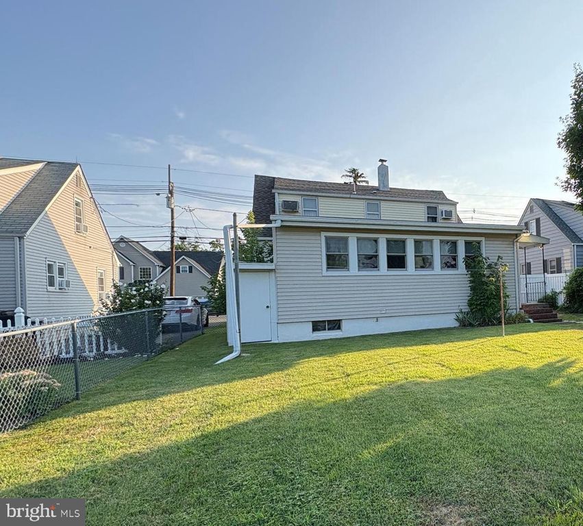 186 CROSSWICKS RD, Bordentown, NJ 08505