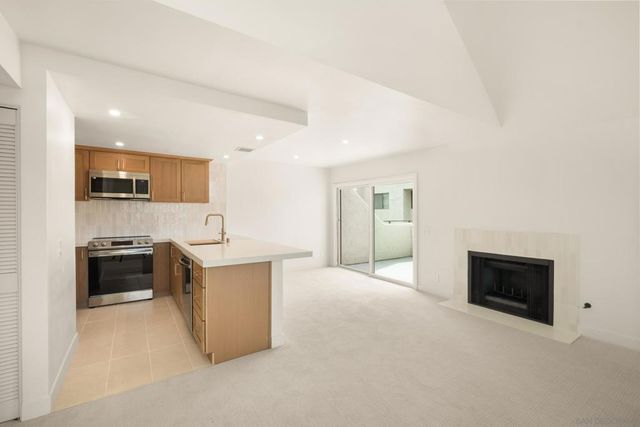 17925 Caminito Pinero 270, San Diego, CA 92128
